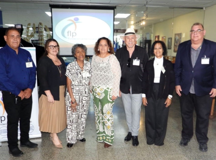 FLP y pueblo Arubiano a celebra amor pa idioma Papiamento