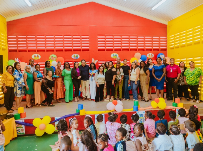 Minister Gerlien Croes ta felicita Fontein Kleuterschool cu nan 35 aniversario
