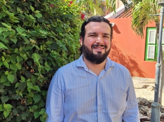 Aworaki tin mas di 70 dentista na Aruba loke ta pone un presion riba mercado