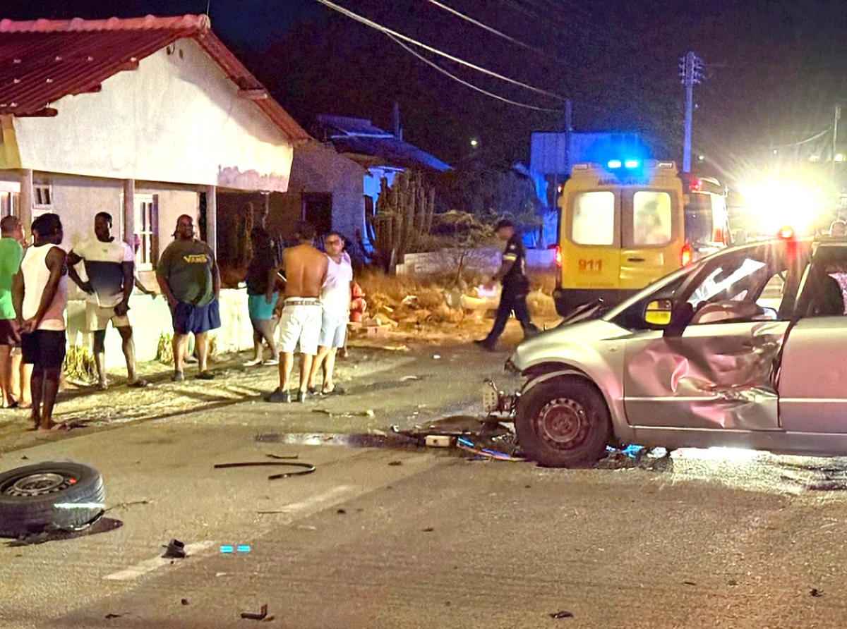 Auto a bolter y dal cura di cas den Diamantbergweg