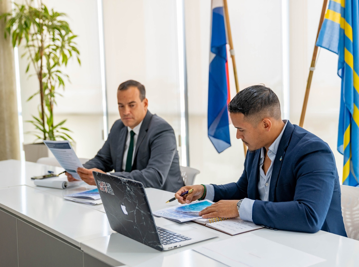 Minister Cicilia y Minister Wever ta compromete pa fortalece e cooperacion cu Aruba Timeshare Association