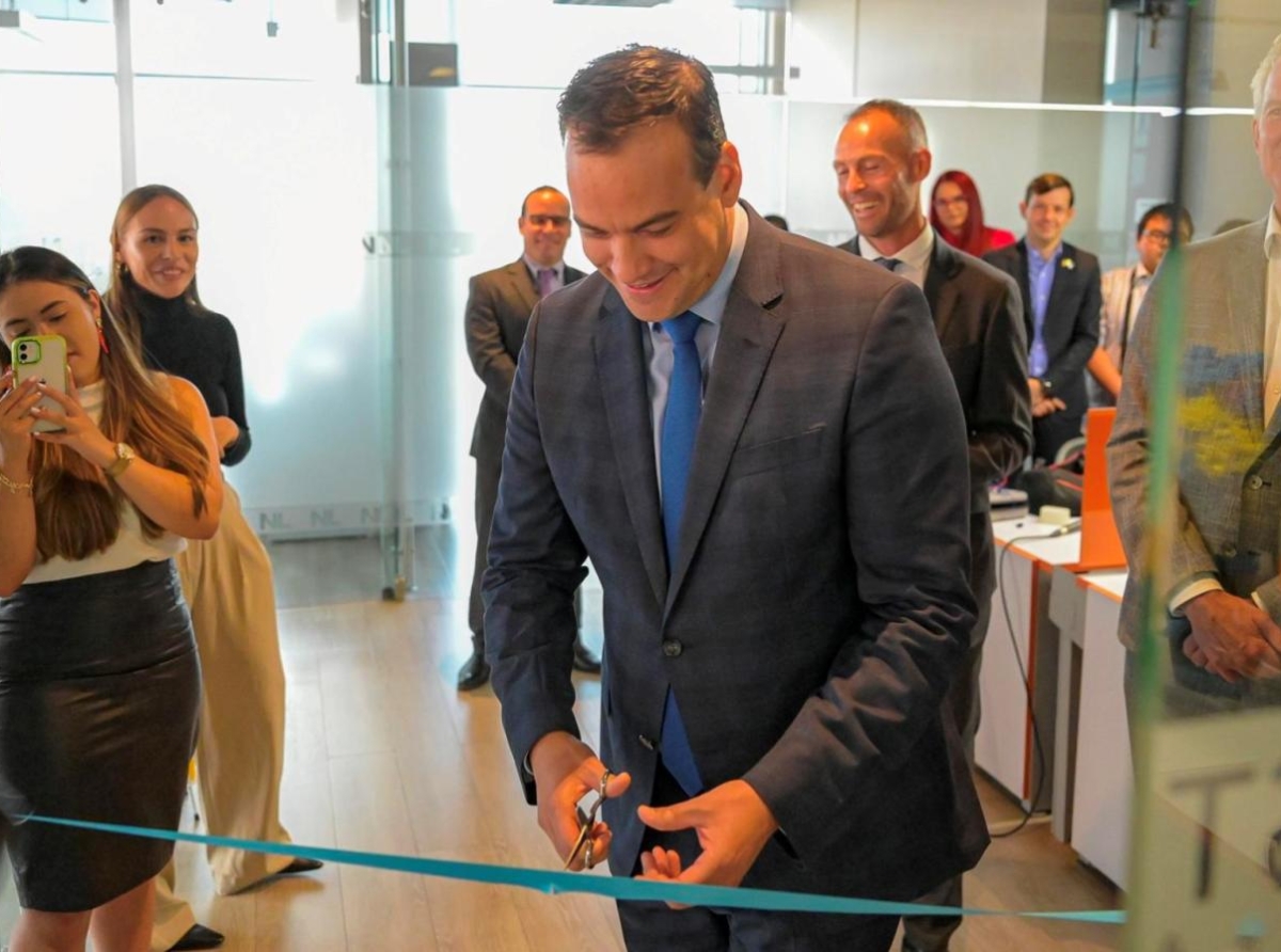 Aruba a extende convenio cu Camara de Comercio Colombo-Holandesa “Holland House” na Colombia