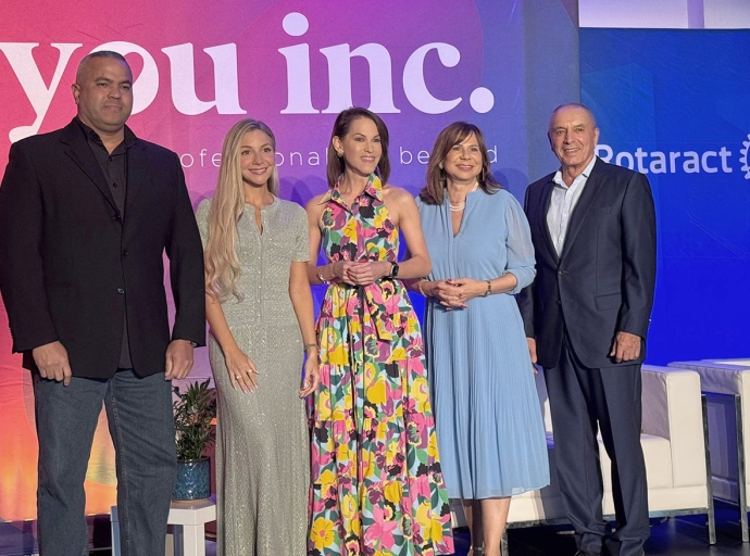 Turismo ta e ‘heartbeat’ di e industria cu ta conecta hende y cultura