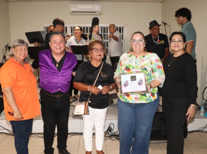 Soraida Boekhoudt a haya reconocimento special pa su aporte pa Club Sportboys