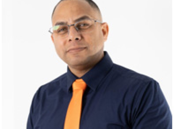 Cu 22 aña pasa Aruba a pasa un ordenansa den parlamento pa oficialisa Papiamento como idioma oficial banda di Hulandes
