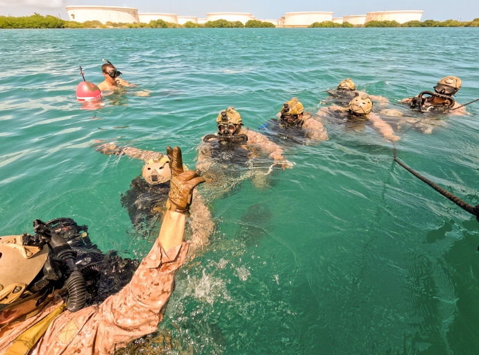 Mariniernan Mericano y Hulandes ta finalizando training na Aruba