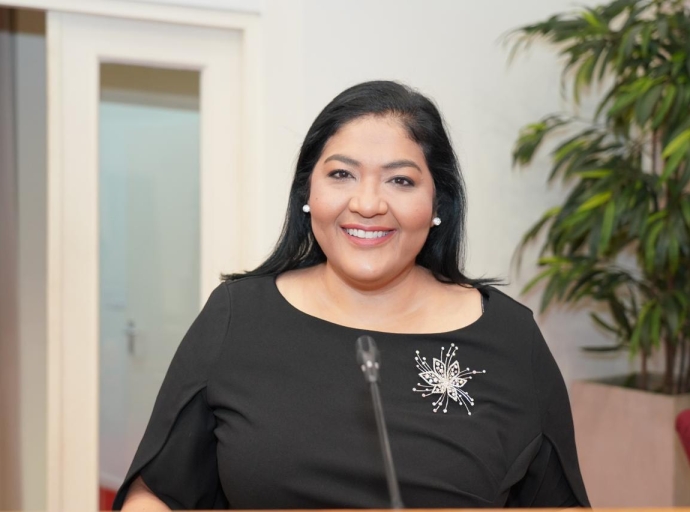 Directora di DIMP a mustra curashi y integridad pa para pa bienestar di Aruba