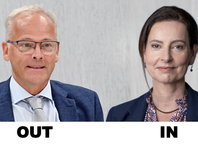 Minister Uitermark a tuma temporalmente trabao over di Zsolt Szabó
