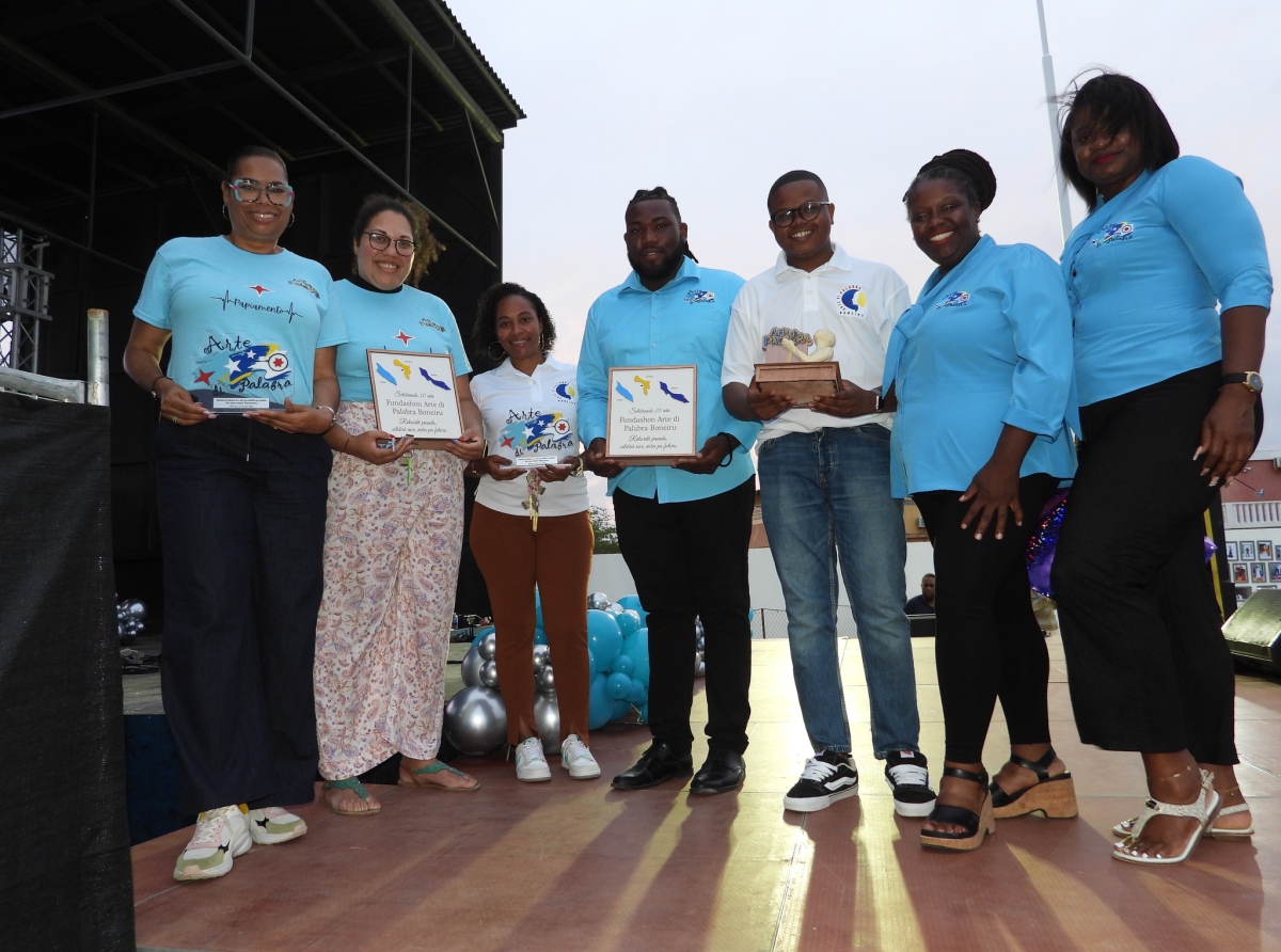 Aruba a briya durante 'Arte di Palabra ABC 2025' na Boneiro
