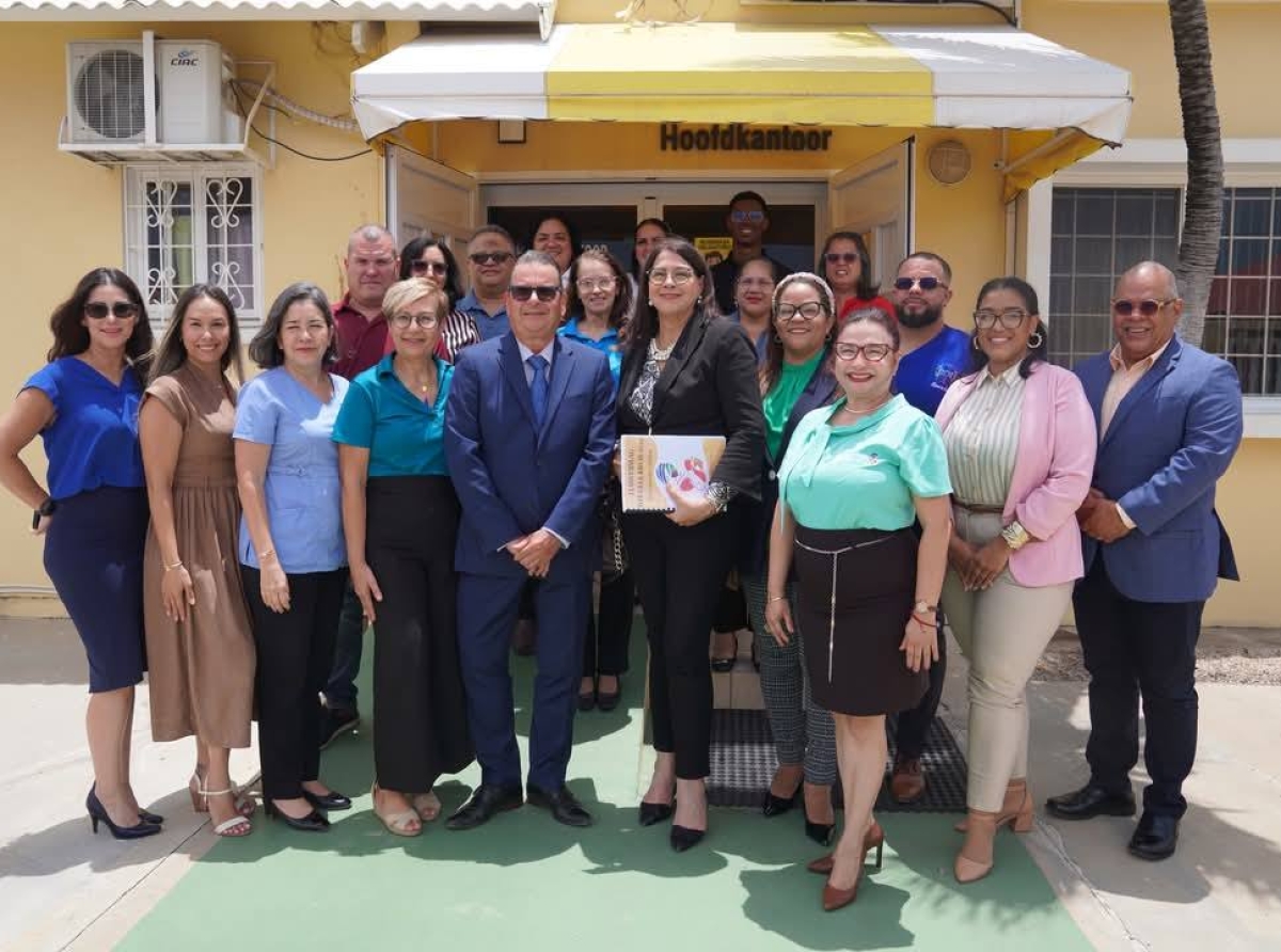 Minister di Salud a elogia labor di Stichting Wit Gele Kruis