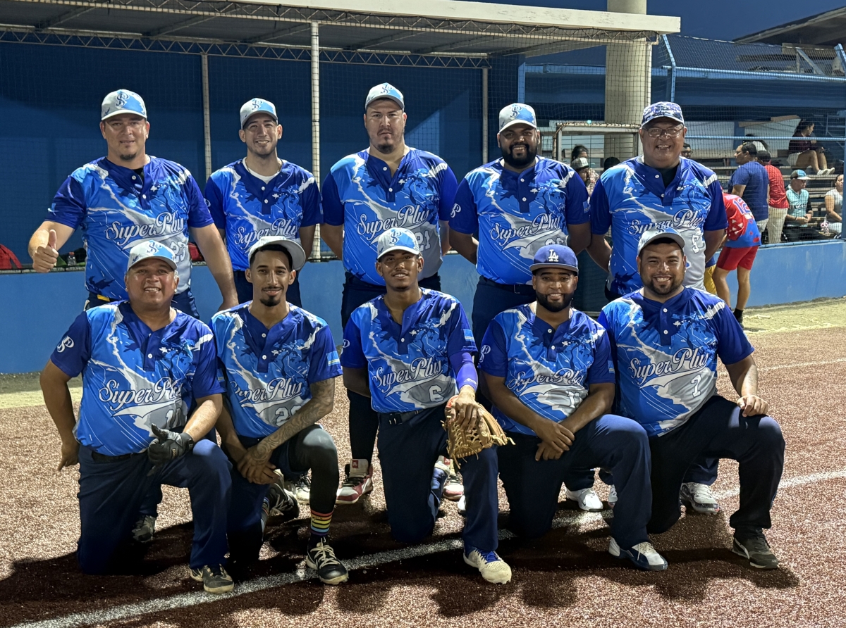 Jomark Flanegin ta dal Poy Flanegin homerun pa caba e wega y Royal Power Tat Fat a continua