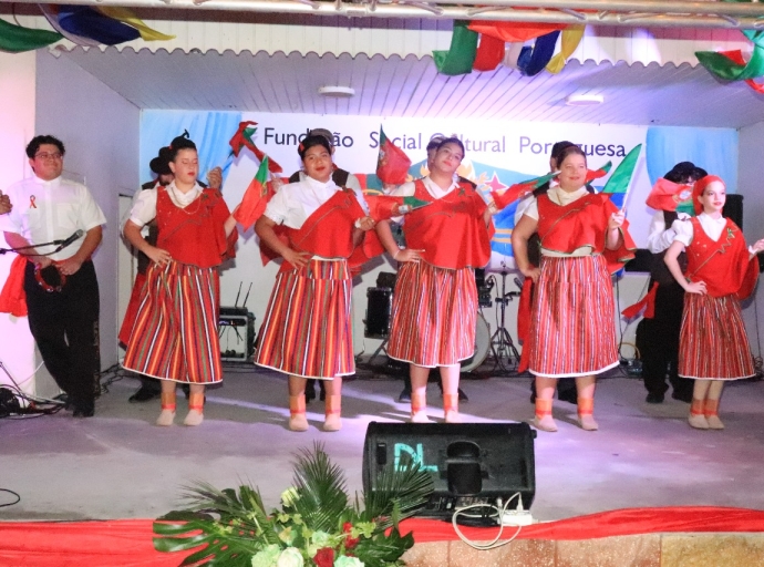 Comunidad cu gran acogida na e Fiesta Cultural pa clausura celebracion, na Club Primavera