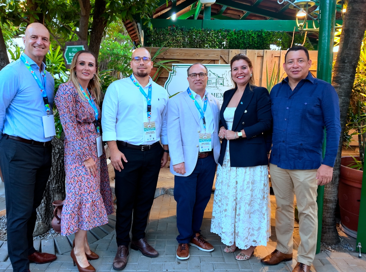 ‘Ehecutivonan di mundo crucero ta contento cu Aruba como destinacion’