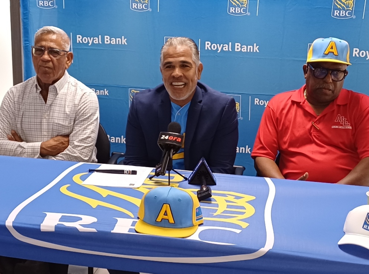 RBC Royal Bank ta sigui ta e cas di baseball pa Aruba Little League