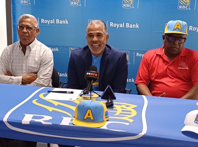 RBC Royal Bank ta sigui ta e cas di baseball pa Aruba Little League