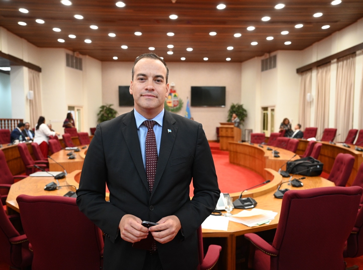 Ley di Proteccion di Consumidor aproba  unanimamente pa Parlamento di Aruba