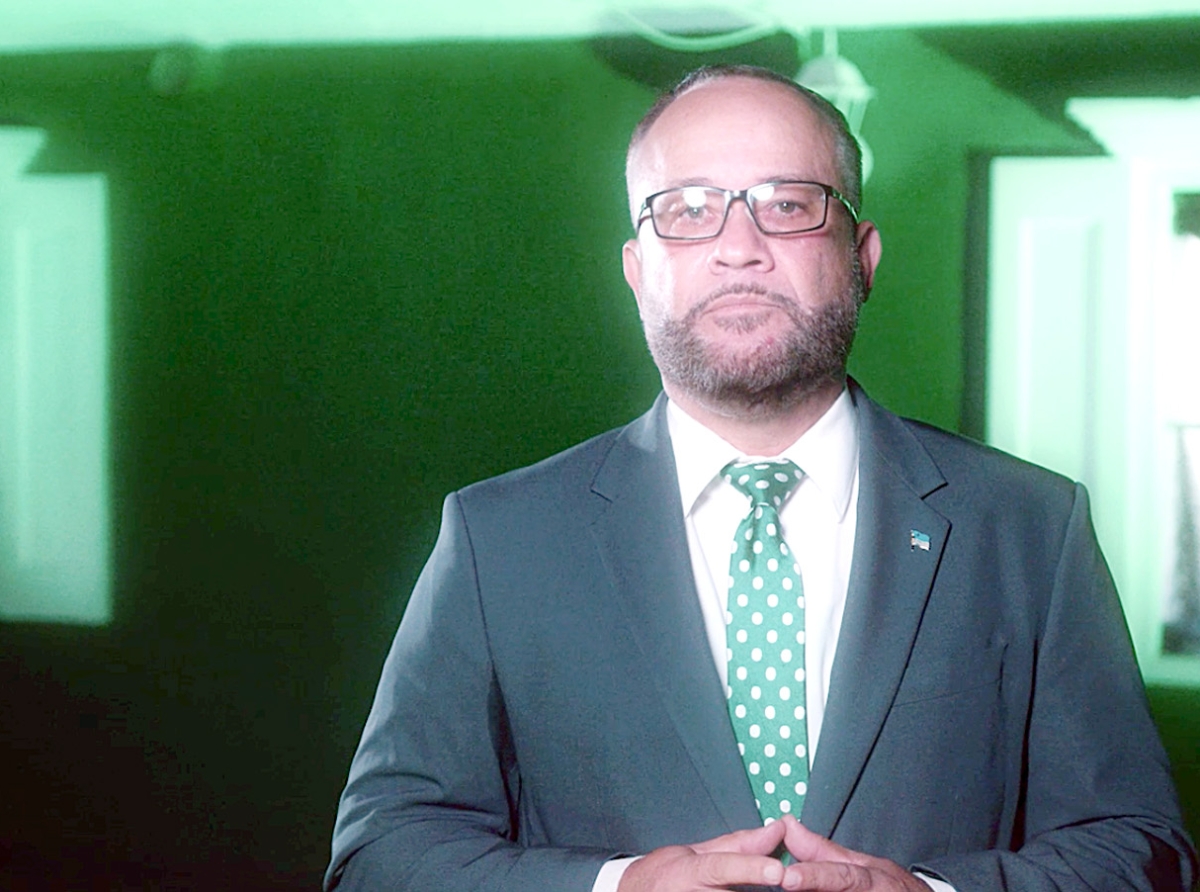 Hues a ordena Ministerio Publico pa informa Mike de Meza si e ta sospechoso of no