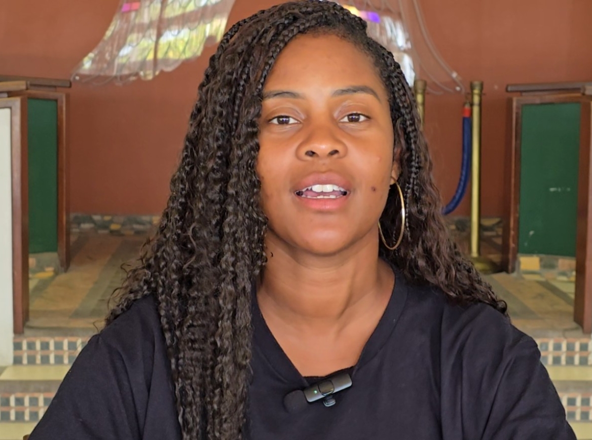 Samantha Illidge orguyoso con hobennan a graba nan mesun short-film
