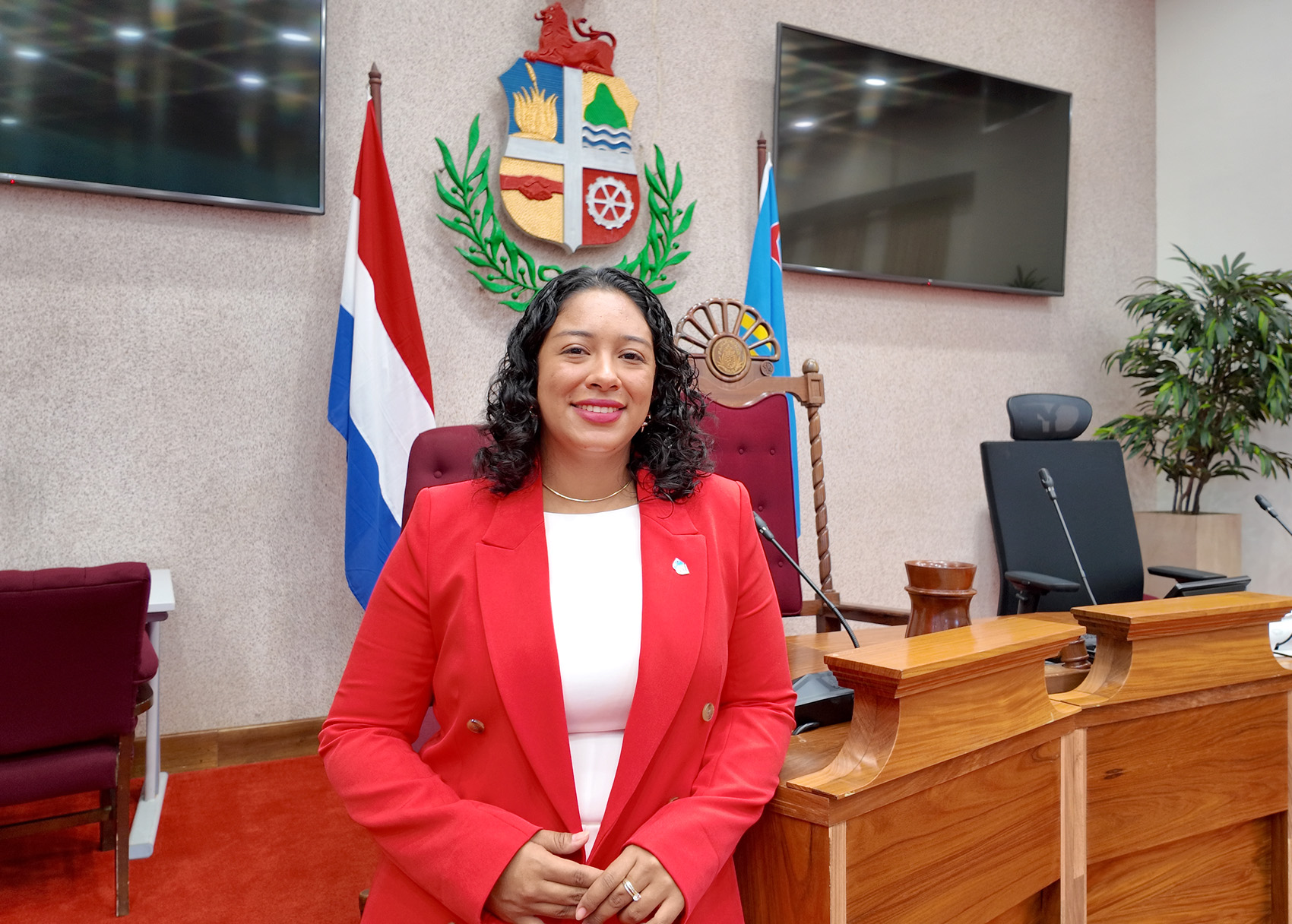 Parlamentario Stephany Sevinger di AVP ta exigi responsabilidad riba AWSS