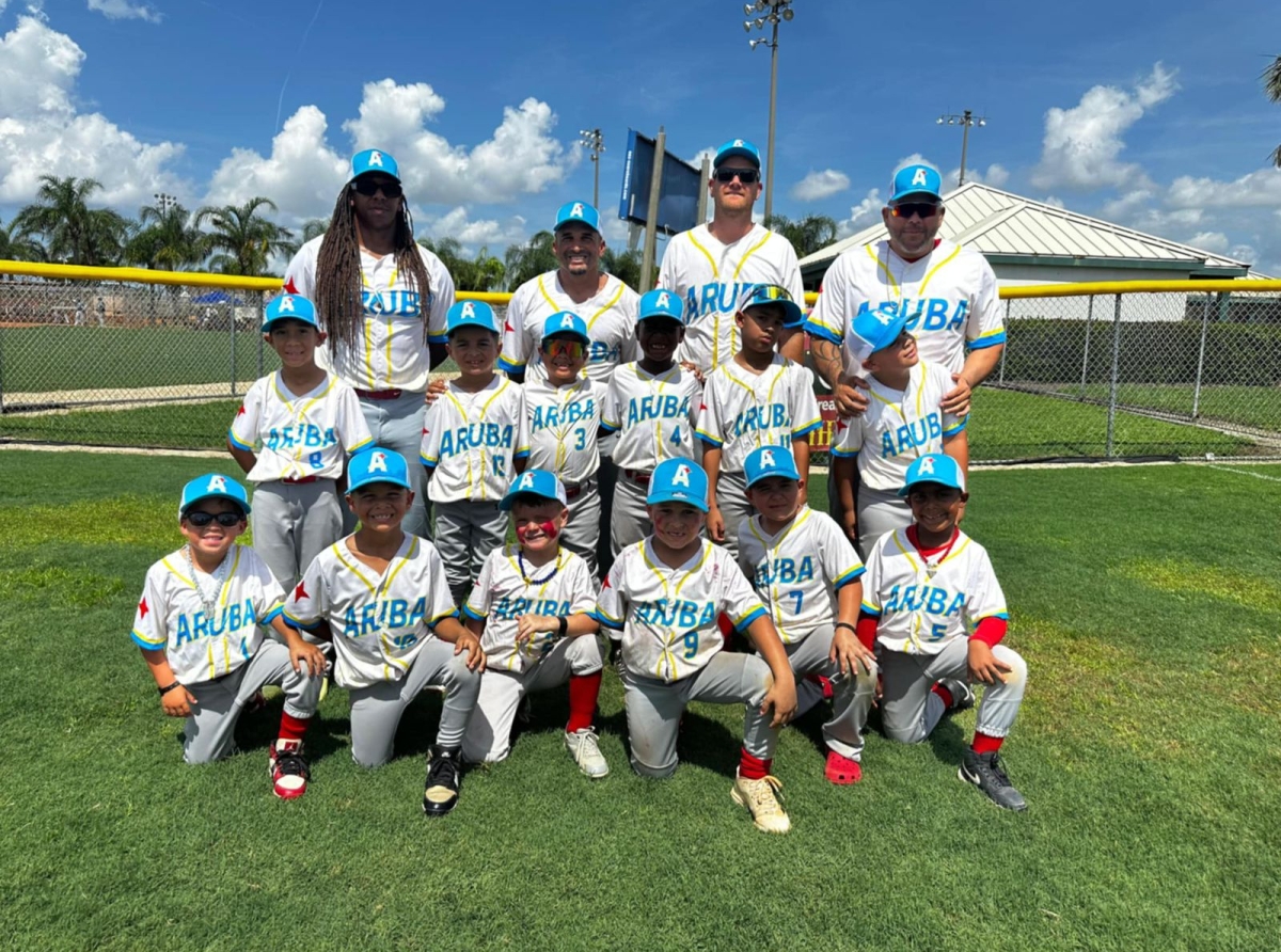 Minister Gerlien Croes ta felicita seleccionnan U6, U10 y U16 cu nan logro den One League Baseball Tournament na Fort Myers
