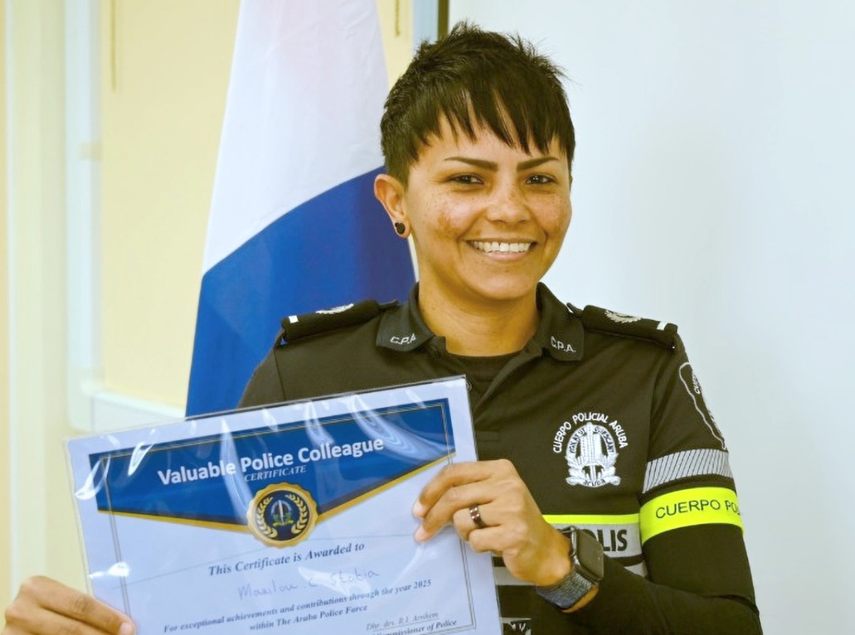 Diescinco polis a ricibi reconocimento di altocomisario Arnhem