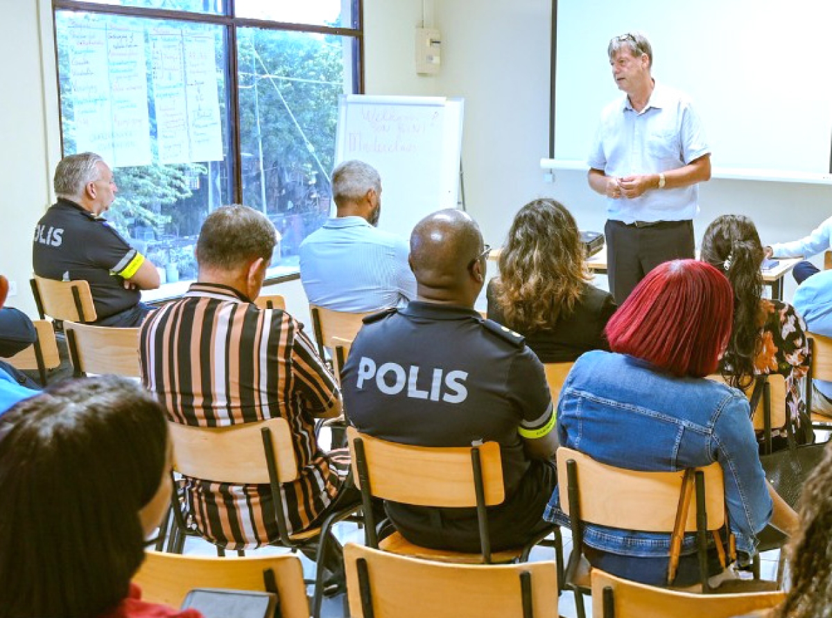 Masterclass pa Polisnan di Aruba riba tema di integridad