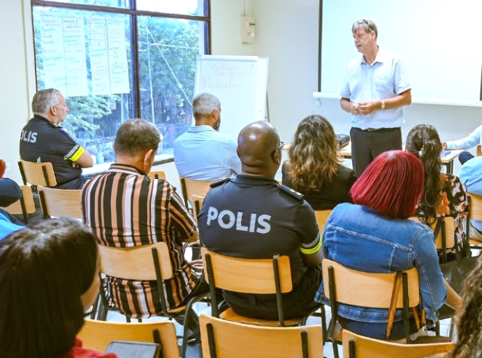 Masterclass pa Polisnan di Aruba riba tema di integridad