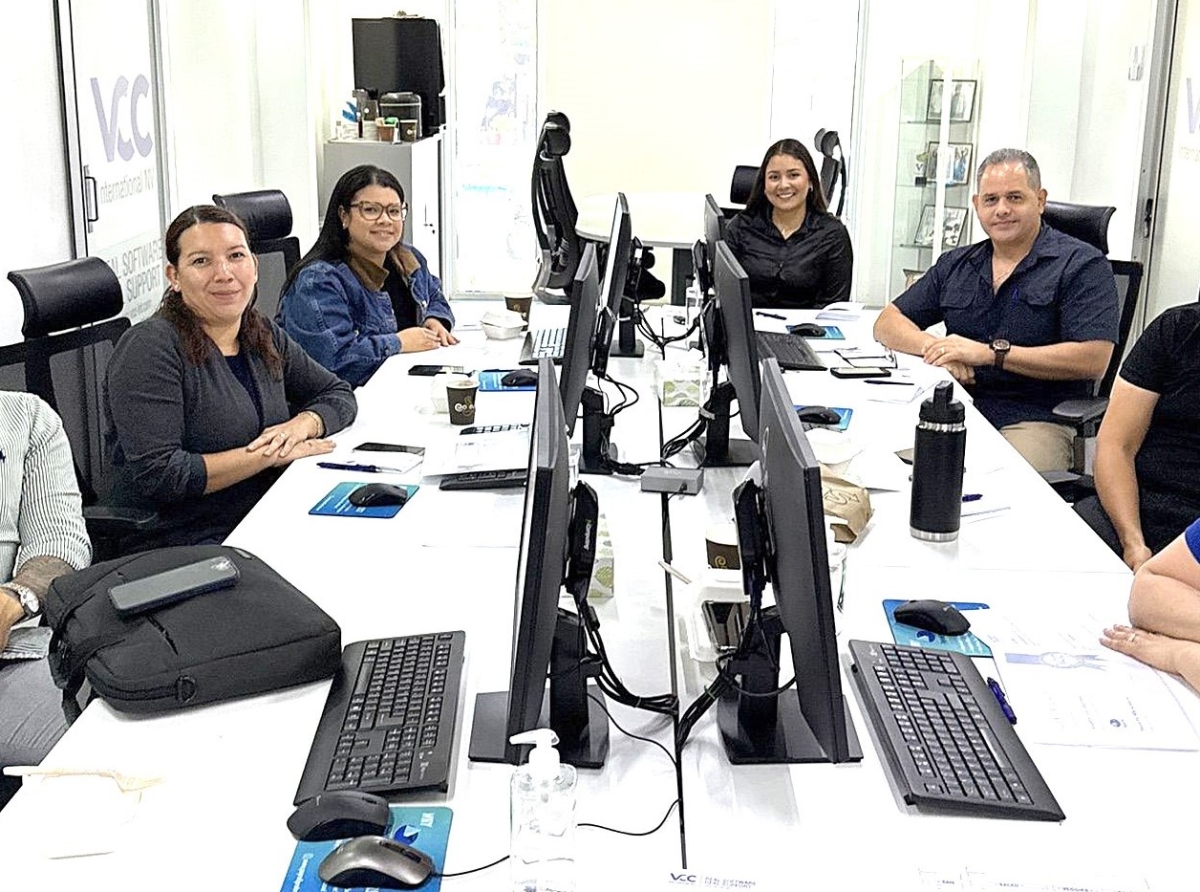 Varios profesional a ricibi curso di Payroll Pro HRM Advanced