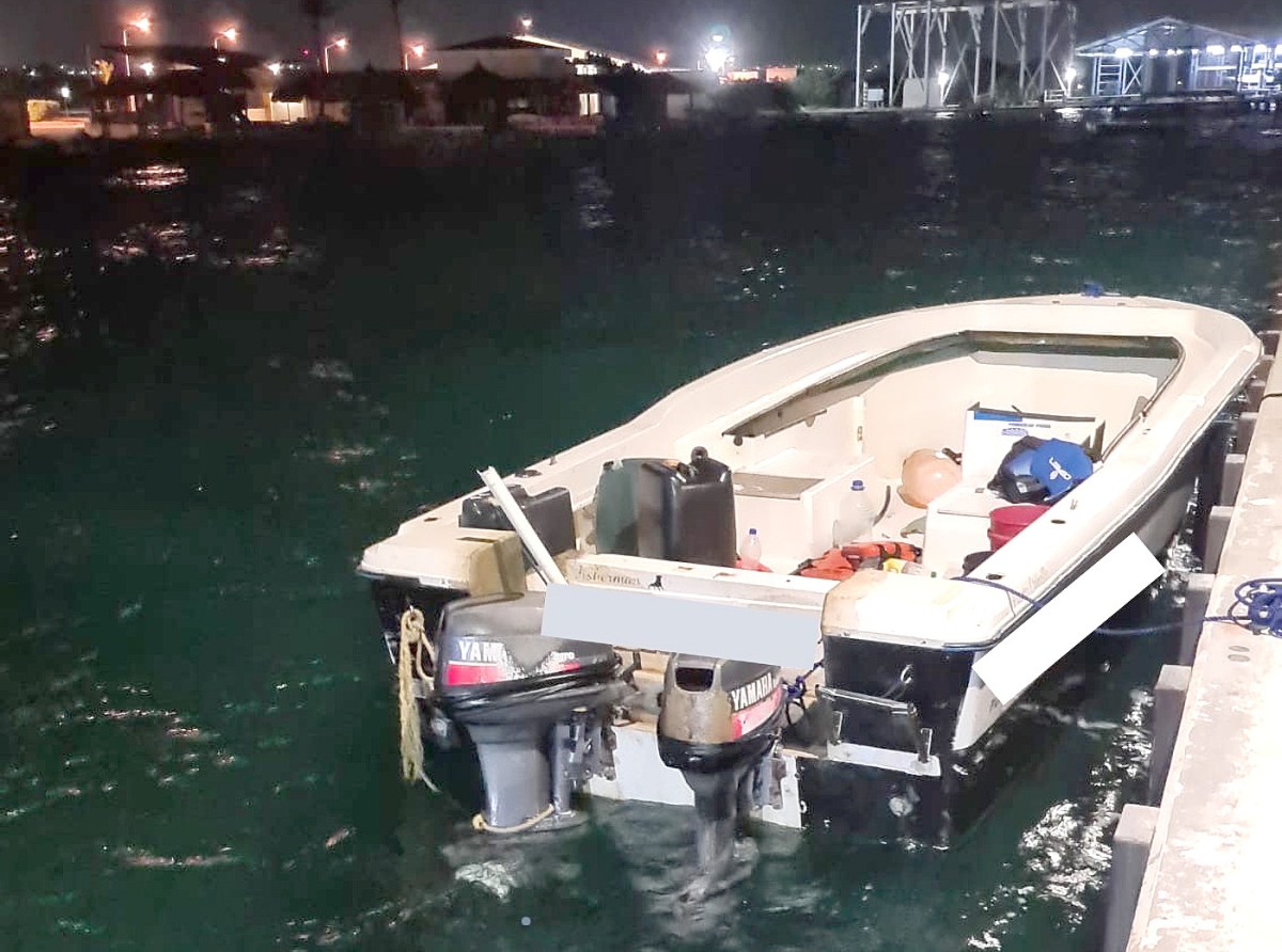 Diasabra anochi a intercepta boto cu 16 stranhero indocumenta tratando di drenta Aruba