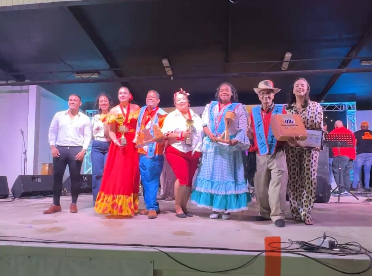 Tattoo Quant a bira ganador absoluto pa banda folklorico