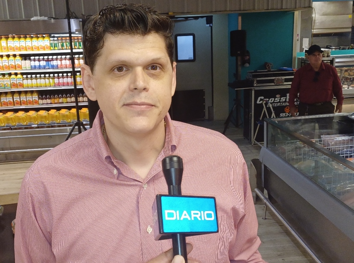 Representante di Wild Fork na Merca ta splica con unico e productonan aki ta