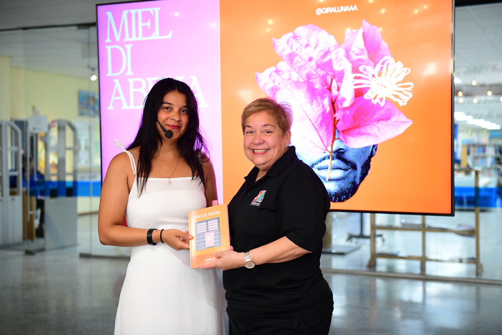 Genesis Gil Barrios a presenta su prome publicacion ‘Miel de abeha’