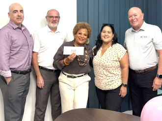 Asina a honra un hubilaria special na CMB Bank