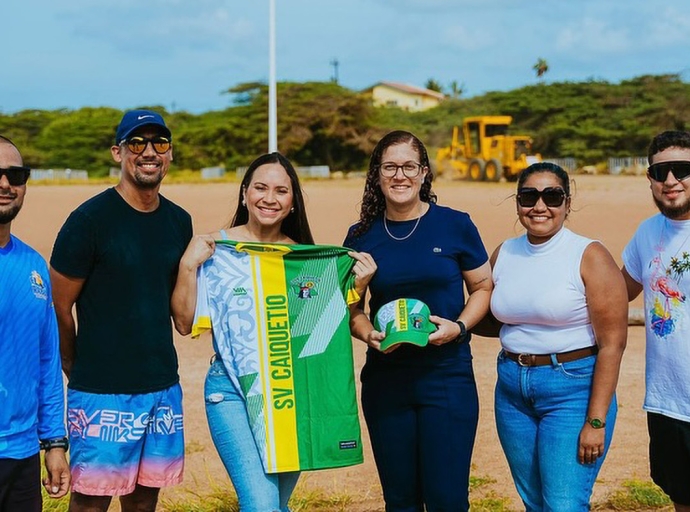 Ministerio di Deporte yudando veld di SV Caiquetio