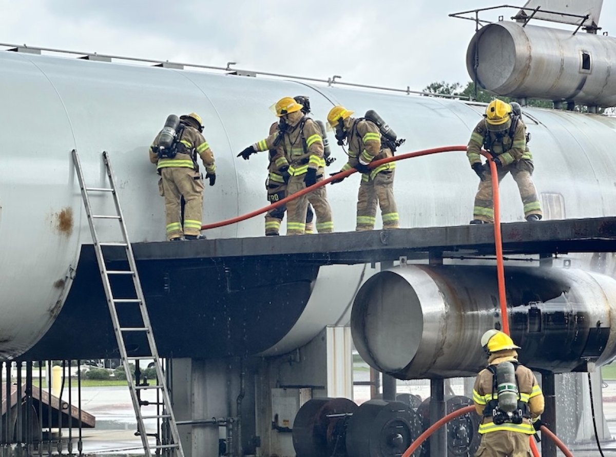 Training intensivo ta prepara Brandweer pa por atende cu cualkier calamidad di aviacion