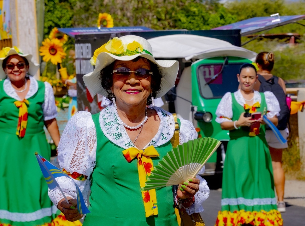 Parada Folklore Cultural tawata bunita, colorido y cu un ambiente crioyo