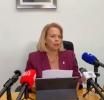 Parlamentario Evelyn Wever-Croes ta señala erornan den e Consensus Rijkswet cu AVP-FUTURO a entrega na Hulanda