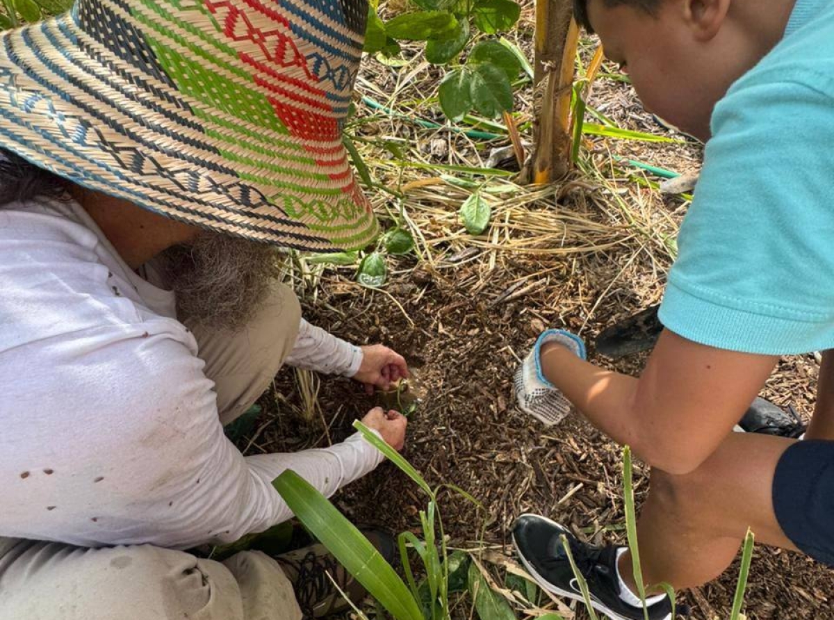 Scol a cuminsa y alumnonan ta sigui focus riba agricultura