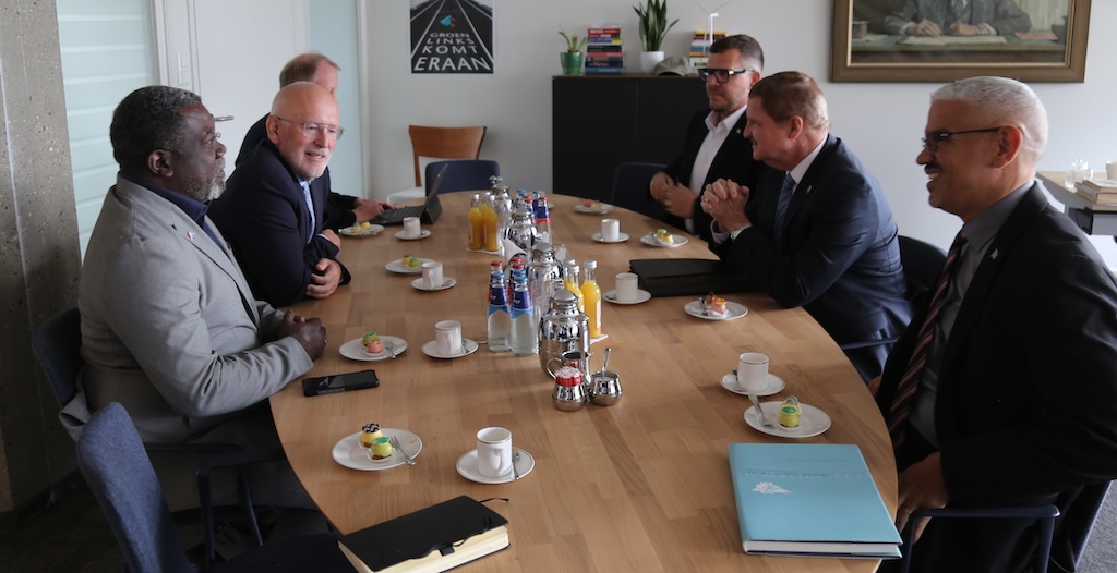 Prome Minister Mike Eman a reuni cu lider di GroenLinks-PvdA na Hulanda pa impulsa cooperacion den Reino