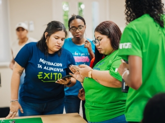 Futuro docentenan tuma nota cu inscripcion pa 21+ Toets na Instituto IPA ta habri