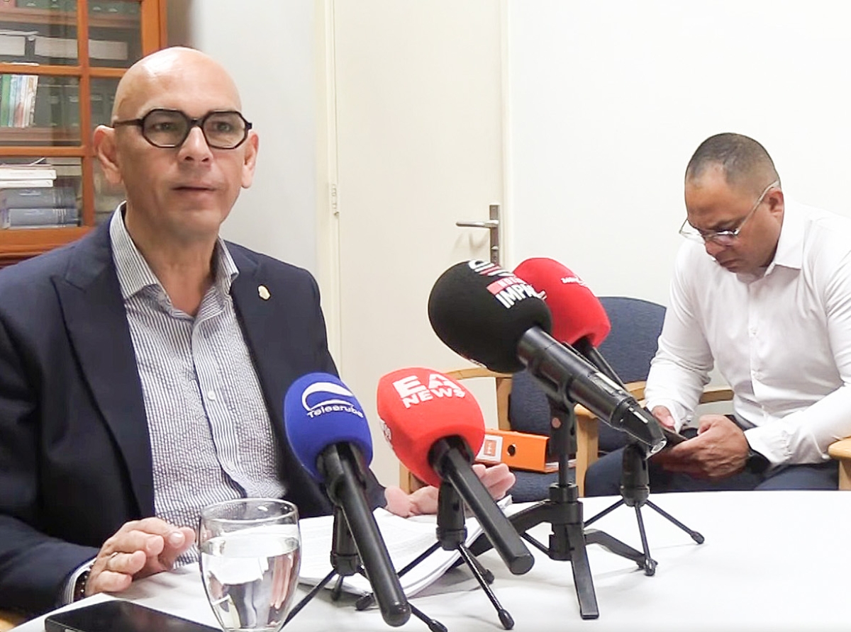 Aruba mester di un caminda di union y no di division manera e ta awor