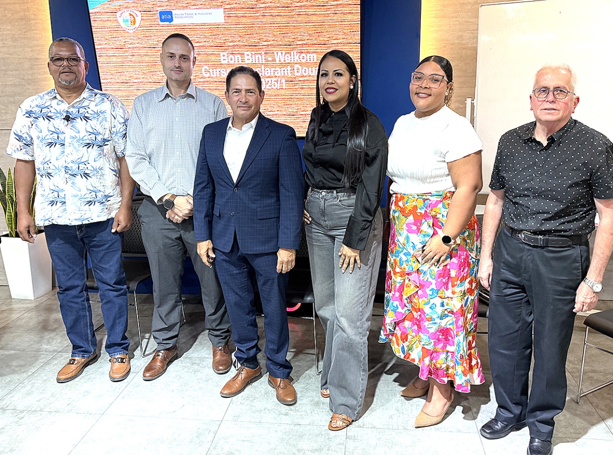 E di 8 Curso ‘Declaranten Douane’ pa brokers y importadornan a start