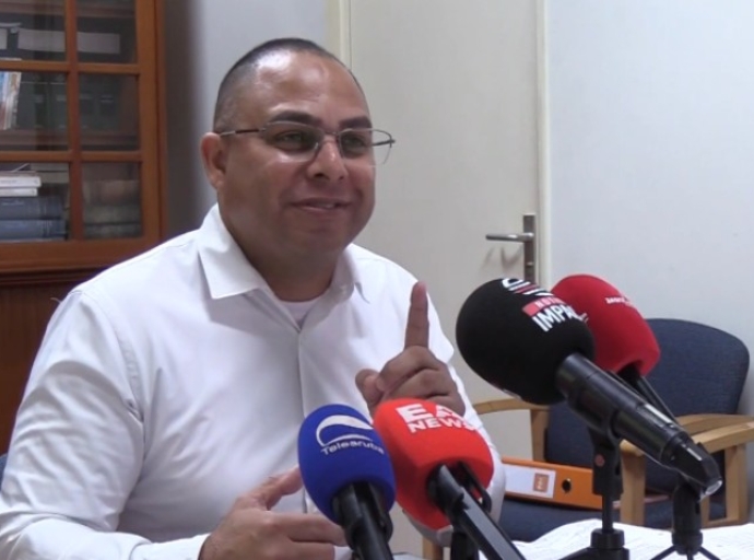 No ta mira motibo cu Aruba mester di un consensus Rijkswet na e momentonan aki