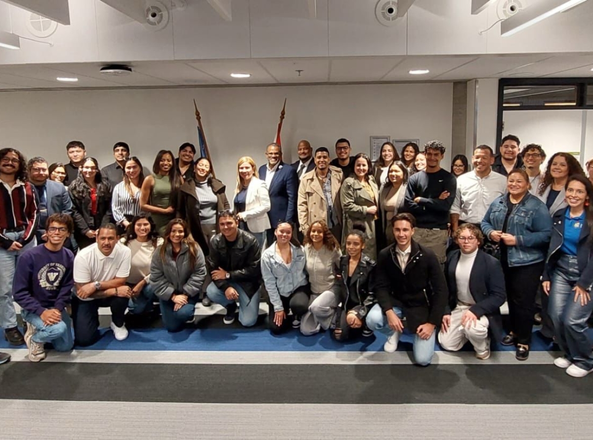 Delegacion di Aruba ta enfoca riba relacion den Reino y bienestar di studiantenan