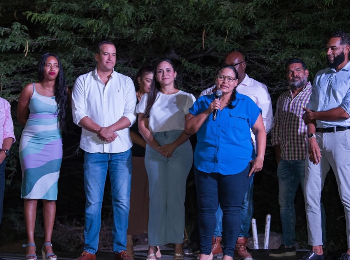 Prome aña di Partido Futuro treciendo un aña di algo diferente pa Aruba