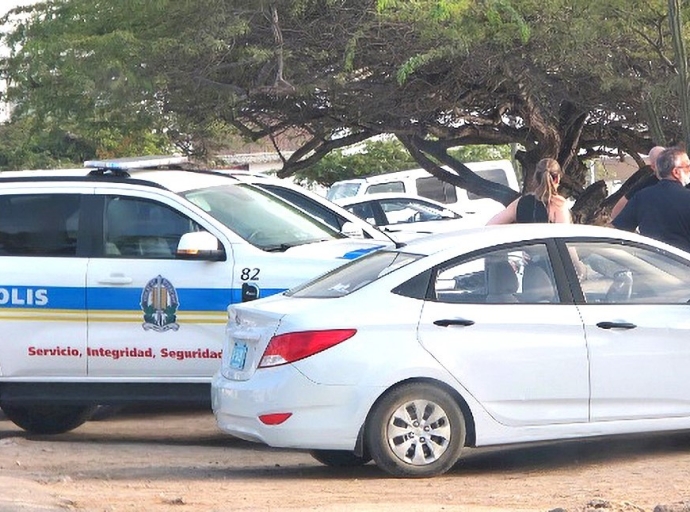 Turista di Spaña a haya problema durante snorkel tour di Catamaran