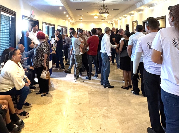 Hopi hende a bay despedi di Gio Heronimo