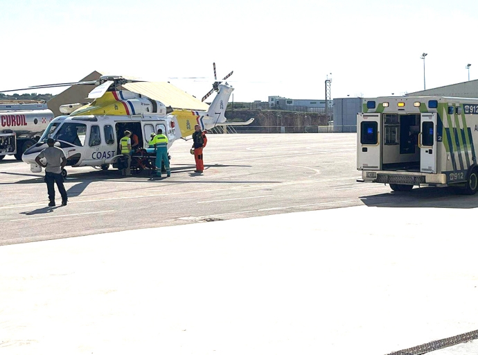 Helicopter a bay rescata turista Mericano riba Klein Curaçao