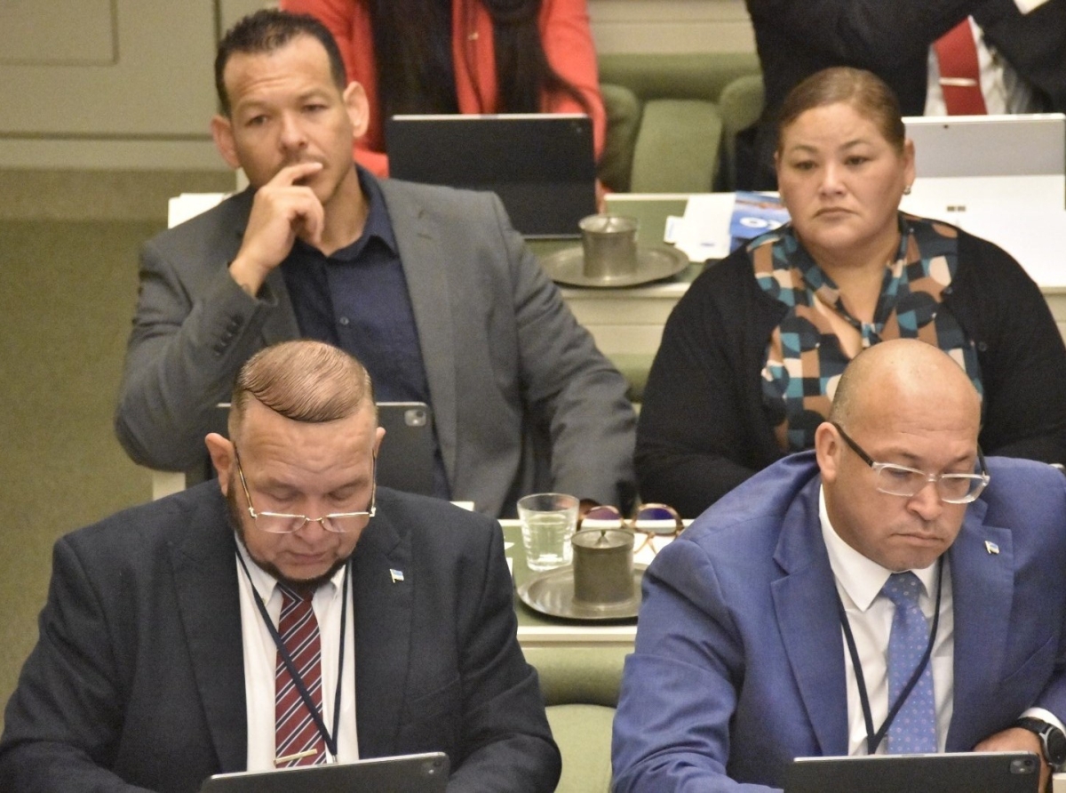 Apart cu Aruba a bypass parlamento awor parce Den Haag tampoco no a cumpli cu regla y proceso corecto