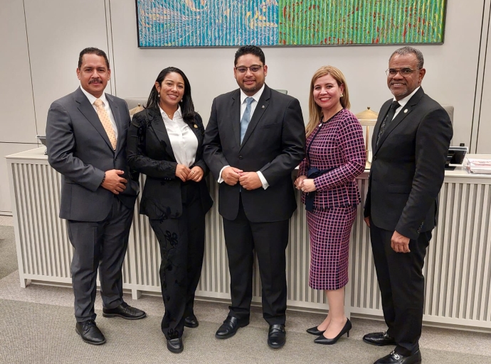 Cooperacion y unidad den Reino ta reforsa comunidadnan